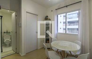 Imagem: O apartamento possui 2 Dormitórios, 1 Banheiro, 25m² de Área