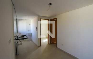 Imagem: O apartamento possui 2 Dormitórios, 1 Banheiro e 31m² de Área