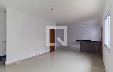 Imagem: A casa possui 3 Dormitórios, 1 Suíte, 3 Banheiros, 3 Vagas