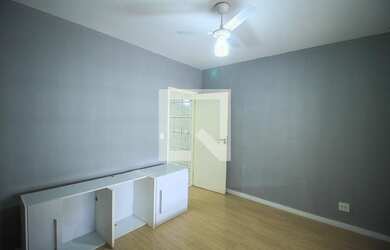 Imagem: A casa possui 2 Dormitórios, 1 Banheiro, 65m² de Área Privada