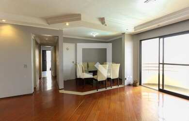 Imagem: O apartamento possui 3 Dormitórios, 1 Suíte, 3 Banheiros