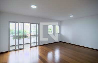 Imagem: O apartamento possui 3 Dormitórios, 3 Suítes, 5 Banheiros