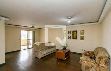 Imagem: O apartamento e possui 3 Dormitórios, 1 Suíte, 2 Banheiros