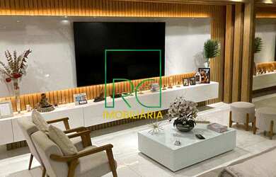 Imagem: A casa em condomínio possui 4 Dormitórios, 4 Suítes, 5 Banheiros