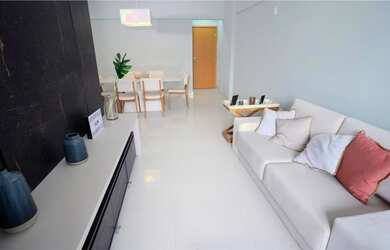 Imagem: O apartamento possui 3 Dormitórios, 1 Suíte, 2 Banheiros