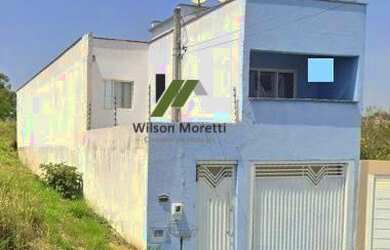 Imagem: A casa possui 4 Dormitórios, 1 Suíte, 2 Banheiros, 2 Vagas