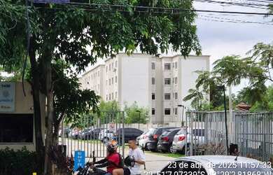 Imagem: O apartamento possui 2 Dormitórios, 1 Banheiro, 1 Vaga na garagem