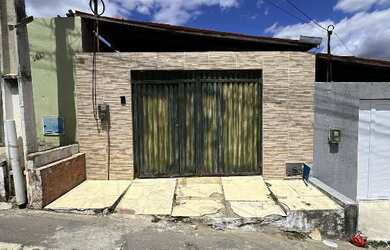 Imagem: A casa possui 2 Dormitórios, 1 Banheiro, 78m² de Área, 150m²