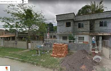 Imagem: A casa possui 1 Dormitório, 1 Banheiro, 1 Vaga na garagem