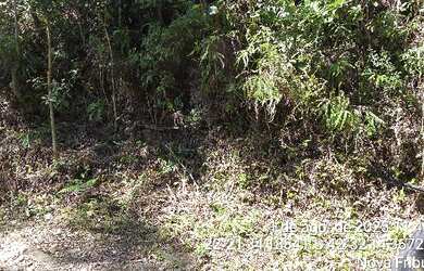 Imagem: O terreno possui 1 Dormitório, 1 Banheiro, 50m² de Área e