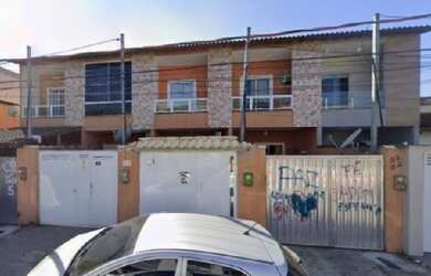 Imagem: A casa possui 2 Dormitórios, 1 Banheiro, 1 Vaga na garagem