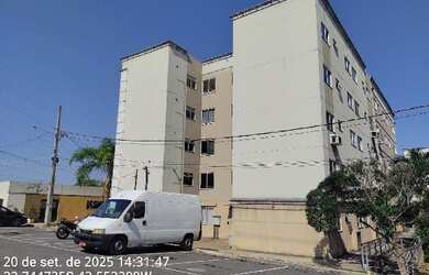 Imagem: O apartamento possui 2 Dormitórios, 1 Banheiro, 1 Vaga na garagem