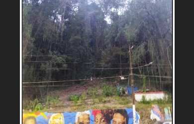 Imagem: O terreno possui 1 Dormitório, 1 Banheiro, 50m² de Área e