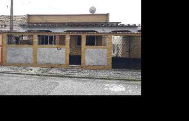 Imagem: A casa possui 2 Dormitórios, 1 Banheiro, 120m² de Área, 199m²