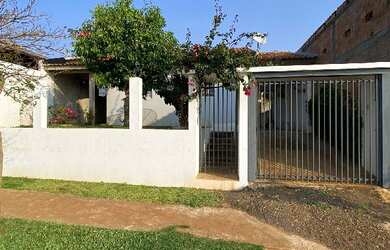 Imagem: A casa possui 1 Dormitório, 1 Banheiro, 40m² de Área e está