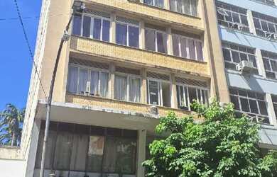 Imagem: O apartamento possui 1 Dormitório, 1 Banheiro, 45m² de Área