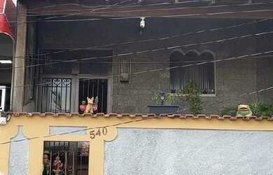 Imagem: A casa possui 1 Dormitório, 1 Banheiro, 73m² de Área, 350m²