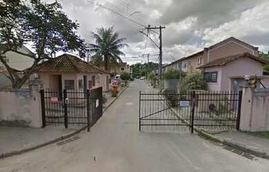 Imagem: A casa possui 2 Dormitórios, 1 Banheiro, 50m² de Área e 76m²