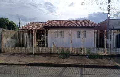 Imagem: A casa possui 2 Dormitórios, 1 Banheiro, 1 Vaga na garagem