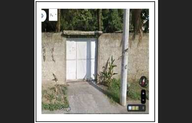 Imagem: A casa possui 1 Dormitório, 1 Banheiro, 35m² de Área e 64m²