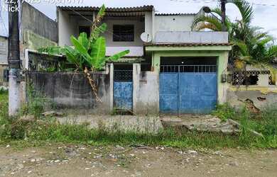 Imagem: A casa possui 2 Dormitórios, 1 Banheiro, 1 Vaga na garagem