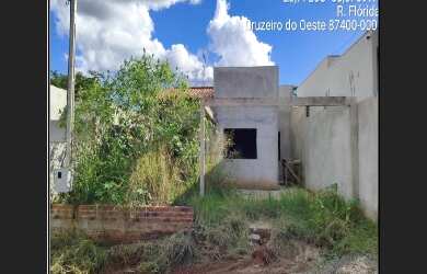 Imagem: O terreno possui 1 Dormitório, 1 Banheiro, 50m² de Área