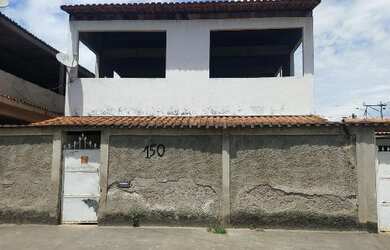 Imagem: A casa possui 1 Dormitório, 1 Banheiro, 130m² de Área e 244m²