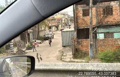 Imagem: A casa possui 1 Dormitório, 1 Banheiro, 54m² de Área e 352m²