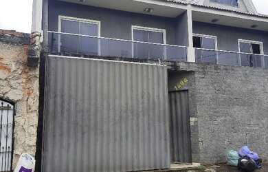 Imagem: A casa possui 2 Dormitórios, 1 Banheiro, 1 Vaga na garagem