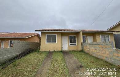 Imagem: A casa possui 2 Dormitórios, 1 Banheiro, 48m² de Área e 130m²