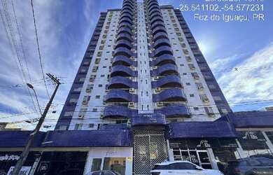 Imagem: O apartamento possui 4 Dormitórios, 1 Banheiro, 1 Vaga na garagem