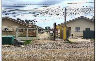 Imagem: A casa possui 2 Dormitórios, 1 Banheiro, 55m² de Área, 106m²