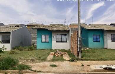 Imagem: A casa possui 2 Dormitórios, 1 Banheiro, 42m² de Área, 180m²