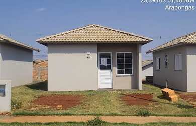 Imagem: A casa possui 2 Dormitórios, 1 Banheiro, 1 Vaga na garagem