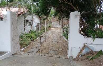 Imagem: A casa possui 5 Dormitórios, 1 Banheiro, 280m² de Área, 1.820m²