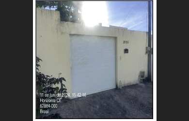 Imagem: A casa possui 2 Dormitórios, 1 Banheiro, 1 Vaga na garagem