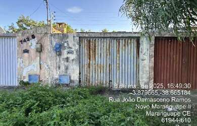Imagem: A casa possui 2 Dormitórios, 1 Banheiro, 1 Vaga na garagem