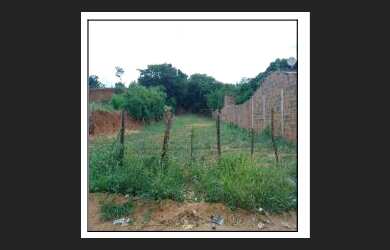 Imagem: O terreno possui 1 Dormitório, 1 Banheiro, 50m² de Área