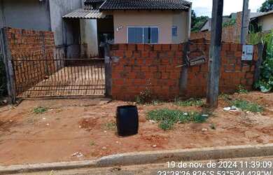 Imagem: A casa possui 2 Dormitórios, 1 Banheiro, 56m² de Área, 302m²