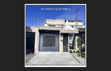 Imagem: A casa possui 1 Dormitório, 1 Banheiro, 237m² de Área, 245m²