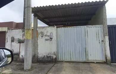 Imagem: A casa possui 2 Dormitórios, 1 Banheiro, 62m² de Área, 180m²