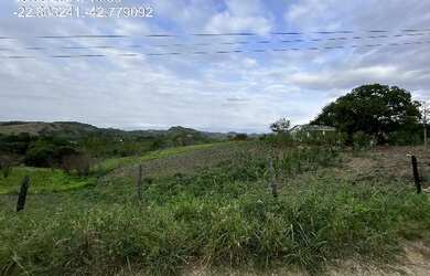 Imagem: O terreno possui 1 Dormitório, 1 Banheiro, 50m² de Área