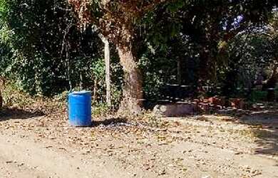 Imagem: O terreno possui 1 Dormitório, 1 Banheiro, 50m² de Área e