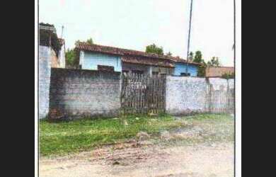 Imagem: A casa possui 2 Dormitórios, 1 Banheiro, 53m² de Área e 120m²