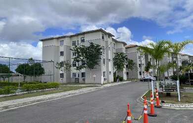 Imagem: O apartamento possui 2 Dormitórios, 1 Banheiro, 1 Vaga na garagem