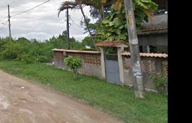 Imagem: A casa possui 2 Dormitórios, 1 Banheiro, 1 Vaga na garagem