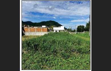 Imagem: O terreno possui 1 Dormitório, 1 Banheiro, 50m² de Área