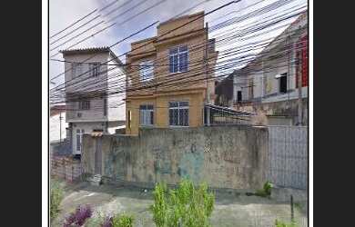 Imagem: A casa possui 3 Dormitórios, 1 Banheiro, 80m² de Área, 45m²