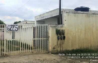 Imagem: A casa possui 2 Dormitórios, 1 Banheiro, 1 Vaga na garagem