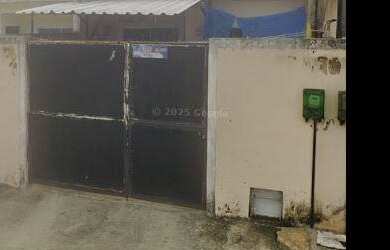 Imagem: A casa possui 2 Dormitórios, 1 Banheiro, 50m² de Área, 76m²